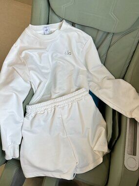 ALO White Sweatshirt & Shorts Set — Size S